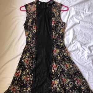 Black and Floral Lace Dress 💐🖤